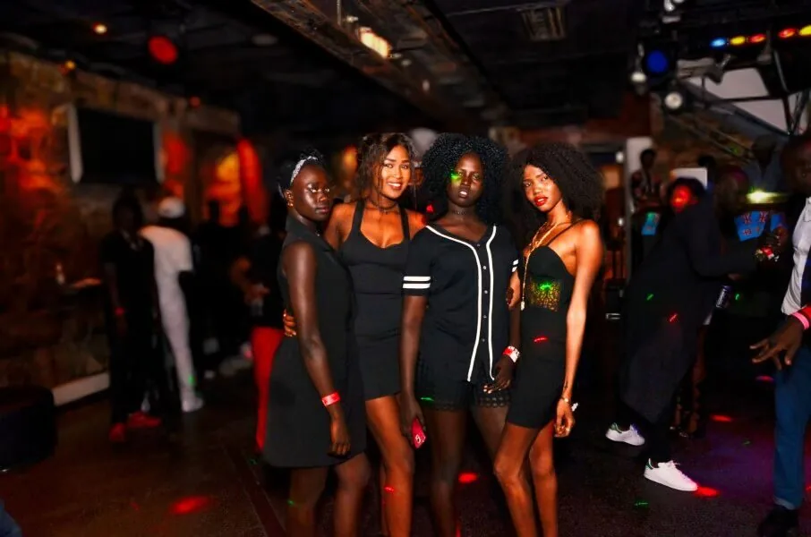 Nightlife photography by Chris Harvey