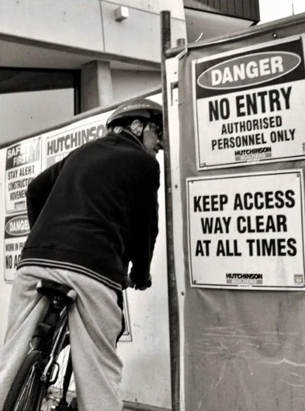 Street photography by Chris Harvey